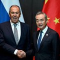 Vykstant ASEAN susitikimui prasidėjo Rusijos ir Kinijos derybos