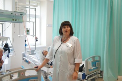 Priėmimo-skubiosios pagalbos skyriaus gydytoja terapeutė Vitalija Miliuvienė sako, jog per karščius skyriuje pacientų kaip per gripo epidemiją