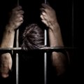 Kaliniai užvertė Kauno apygardos administracinį teismą skundais dėl nežmoniškų kalinimo sąlygų