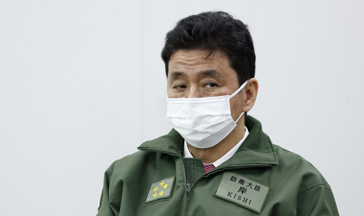 Japonijos gynybos ministras Nobuo Kishi