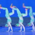 „Gulbių ežeras“ Kinijoje - baletas su akrobatiniais triukais