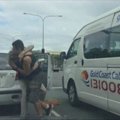 Australijos kelyje nufilmuotos muštynės tarp eismo dalyvių (N-18)