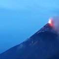 Gvatemaloje ugnikalnio išsiveržimo aukų skaičius priartėjo prie 100