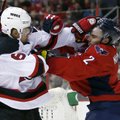 NHL: D. Zubrus kibo varžovui į atlapus, o „Devils“ laimėjo Vašingtone