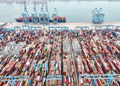 Automatizuotas krovinių dokas Čingdao (Kinija) uoste