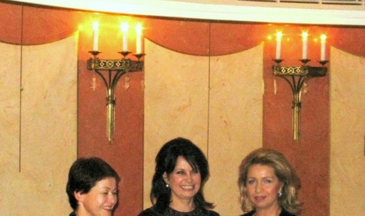 Супруга премьера Литвы Раса Кубилене, дочь великого музыканта Ольга Ростропович и первая леди России Светлана Медведева
