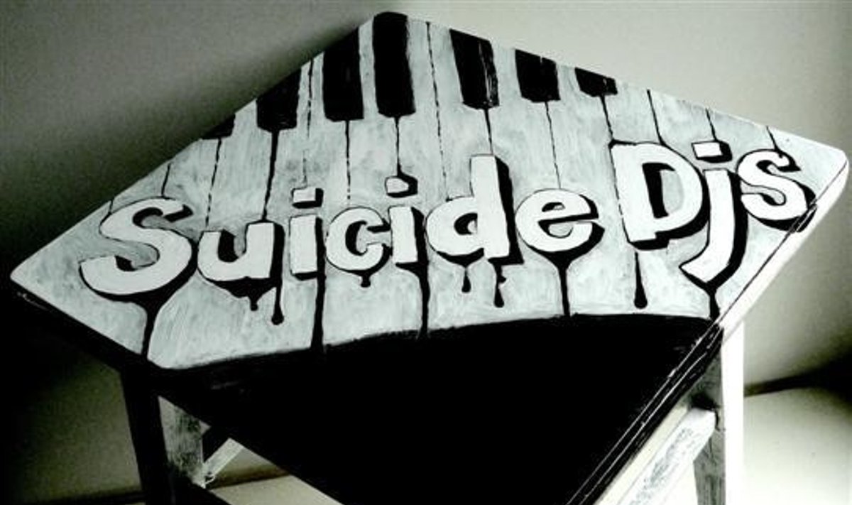 Suicide DJs
