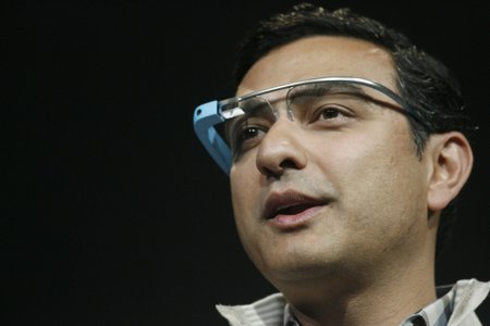 "Google" akinius demonstruoja Vicas Gundotra