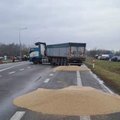 Lenkijos ūkininkai užblokavo pagrindinį kelią į Vokietiją
