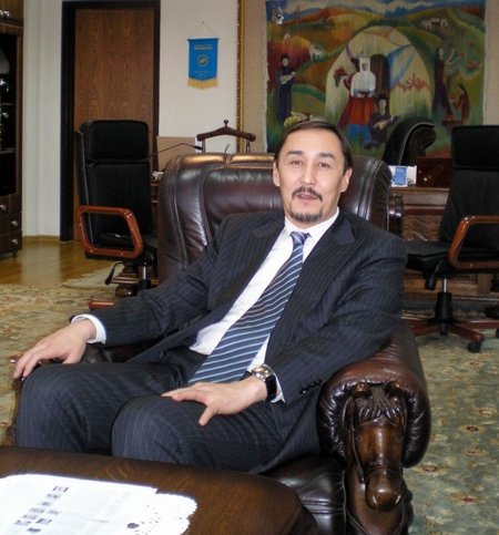 Ректор Евразийского национального университета Абдраим Бакытджан 