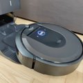 „Roomba“ robotai siurbliai gali prabilti „Alexa“ balsu: įmonę perka „Amazon“