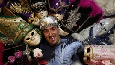 Традиционный карнавал начинается в Венеции