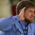 R. Kadyrovas seka V. Putino pėdomis: ant „iPhone“ korpuso atsidūrė ir čečėnų lyderis