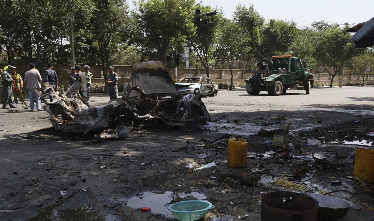 Sprogimo prie Kabulo universiteto aukų padaugėjo iki šešių, beveik 30 sužeista