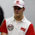 M. Schumacherio sūnus dalyvaus „Mercedes“ komandos jaunimo programoje
