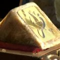 Pirmajai Kataro poniai - muilas su auksu ir deimantais