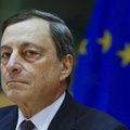 M. Draghis prognozuoja, kad ekonomika ir atlyginimai euro zonoje artimiausiu metu augs