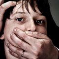 Siūlo teistiems už seksualinius nusikaltimus prieš vaikus uždrausti su jais dirbti