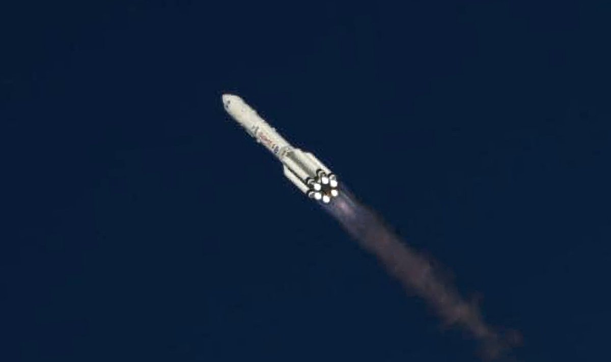 Rusija ketvirtadienį į kosmosą sėkmingai paleido karinį palydovą
