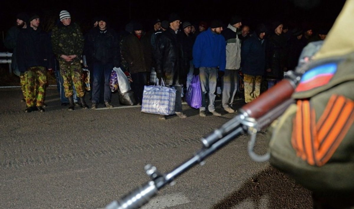 Ukrainoje tęsiamas apsikeitimas belaisviais