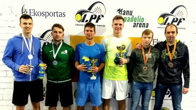 Lietuvos padelio teniso mėgėjai atidarė žiemos sezoną