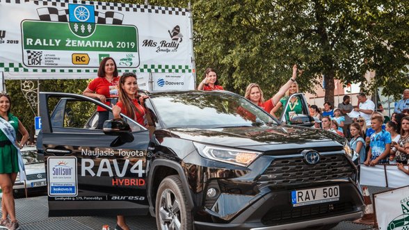„Damų ralio“ rokiruotės: mažiau mįslių – daugiau sporto