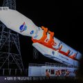 Pietų Korėja įvedė Šiaurės Korėjai sankcijas dėl paleisto žvalgybinio palydovo