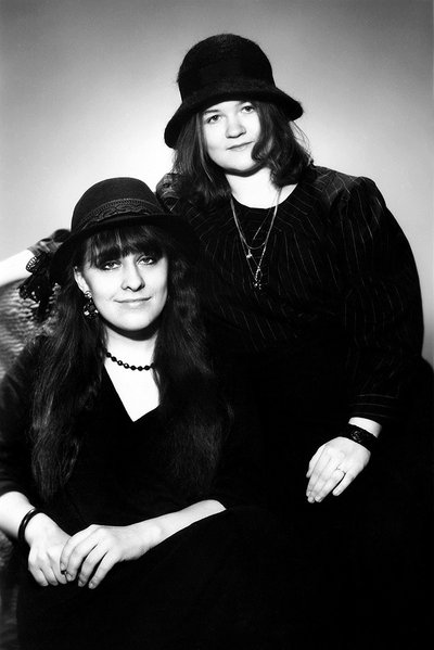 Jurga Ivanauskaitė ir Dalia Ibelhauptaitė, 1986 m. 