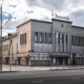 Istoriniame kino teatre „Daina“ prasideda renovacija: pirmajame etape keičiamas stogas ir naujinami fasadai