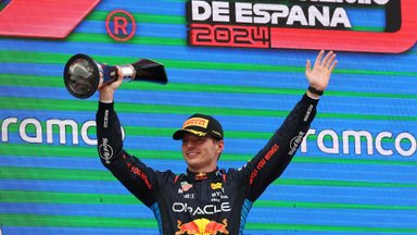 Barselonoje – spaudimą atlaikiusio Verstappeno pergalė
