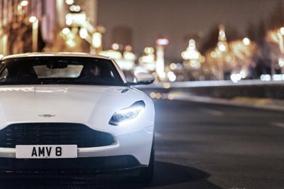 Aston Martin DB11 V8