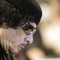 Появилось видео, как повстанцы издеваются над убитым Каддафи