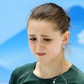 Valijevos klausimas išlieka „pakabintas“: rusė Pekine vis tiek negaus nei medalių, nei gėlių