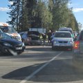 Vilniaus rajone BMW sukėlė avariją: medikų pagalbos prireikė nepilnamečiui