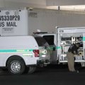 Aiškindamasis, kas siuntinėja paketus su sprogmenimis, FTB apieškojo pašto centrą Majamyje