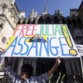 Didžiosios Britanijos teisme Assange’as laimėjo teisę apskųsti sprendimą išduoti jį JAV