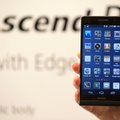 „Huawei“ pristatė ploniausią pasaulyje išmanųjį ir išpeikė „Windows Phone“