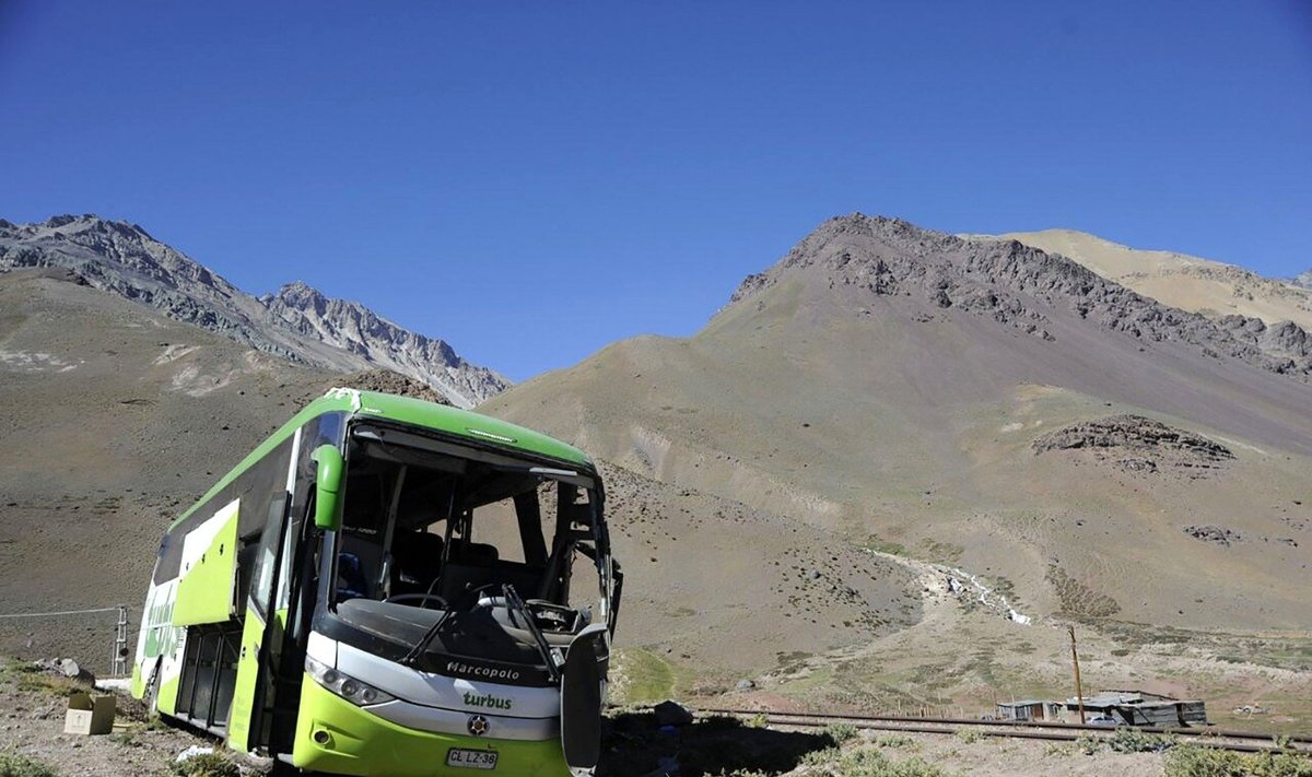 Argentinoje apvirto autobusas
