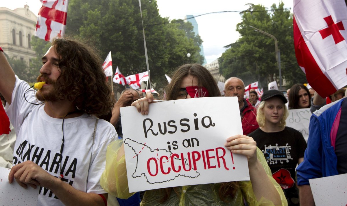 Protesto eitynės Tbilisyje