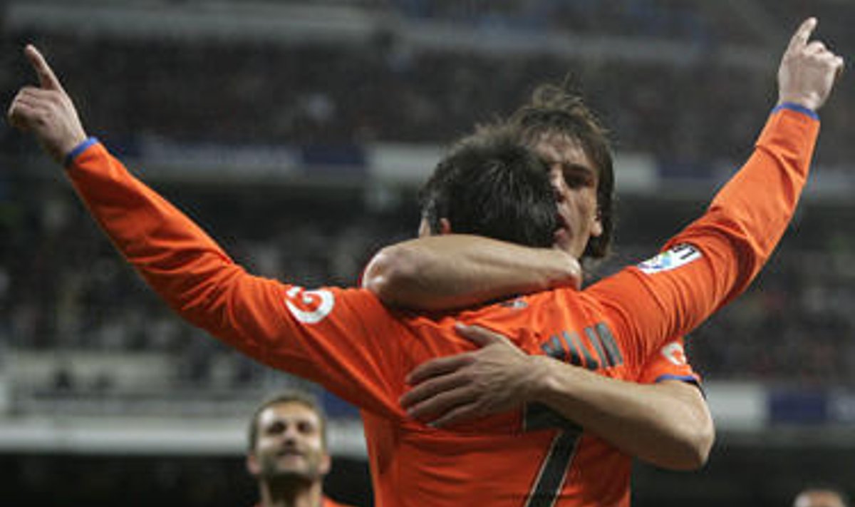 "Valencia" futbolininkai džiaugiasi įvarčiu