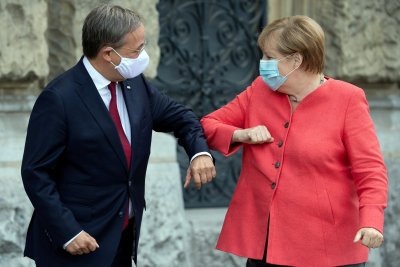 Arminas Laschetas, Angela Merkel 