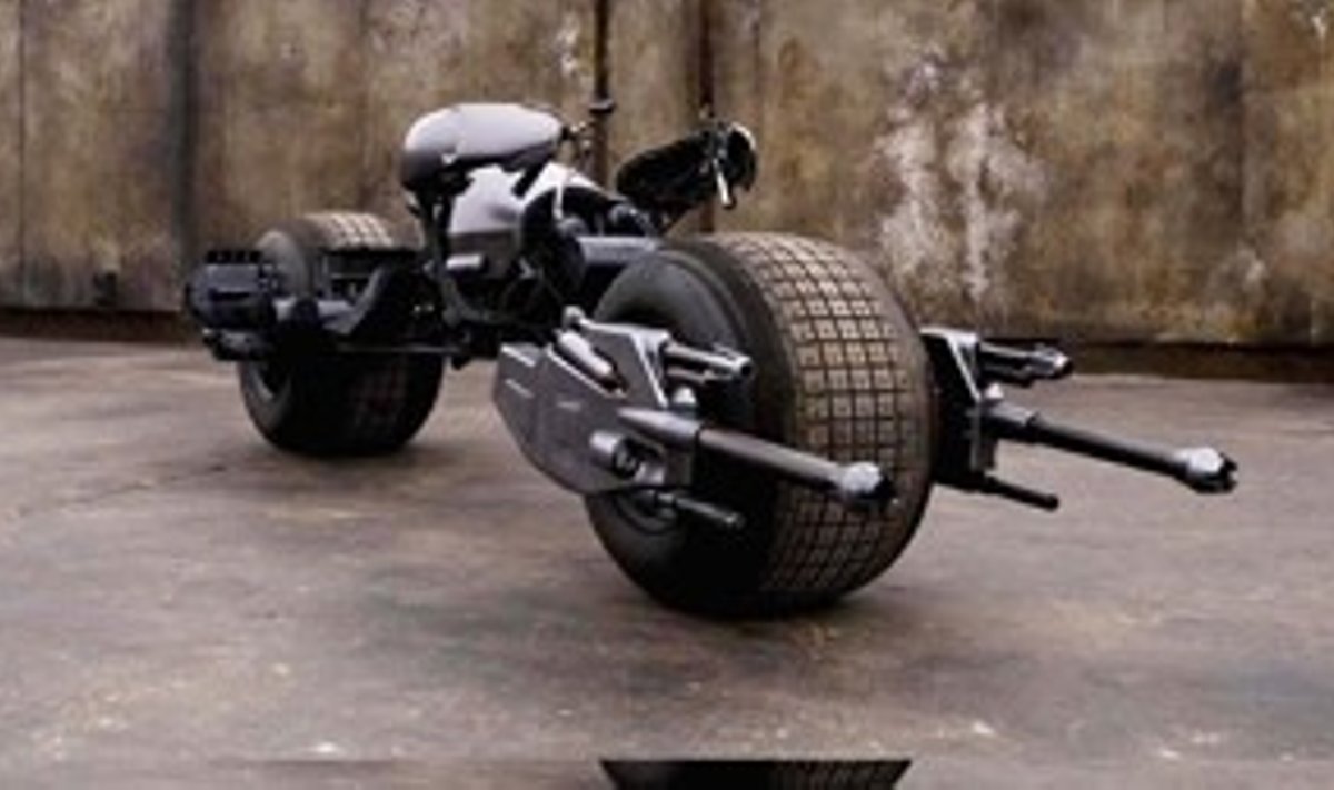 Betmeno motociklas iš filmo „Batman: The Dark Knight“