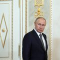 Путин об отступлении российских военных из-под Киева: "нас просили это сделать"
