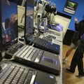 Planšetiniai kompiuteriai be gailesčio doroja tradicinių kompiuterių rinką