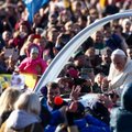 Over 100,000 people gather for papal Holy Mass in Lithuania's Kaunas