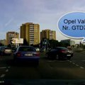 „Baudos kvitas“: „Opel“ nepaiso eismo juostų krypčių