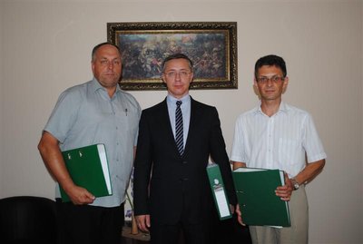Danielis Krinickis (viduryje)