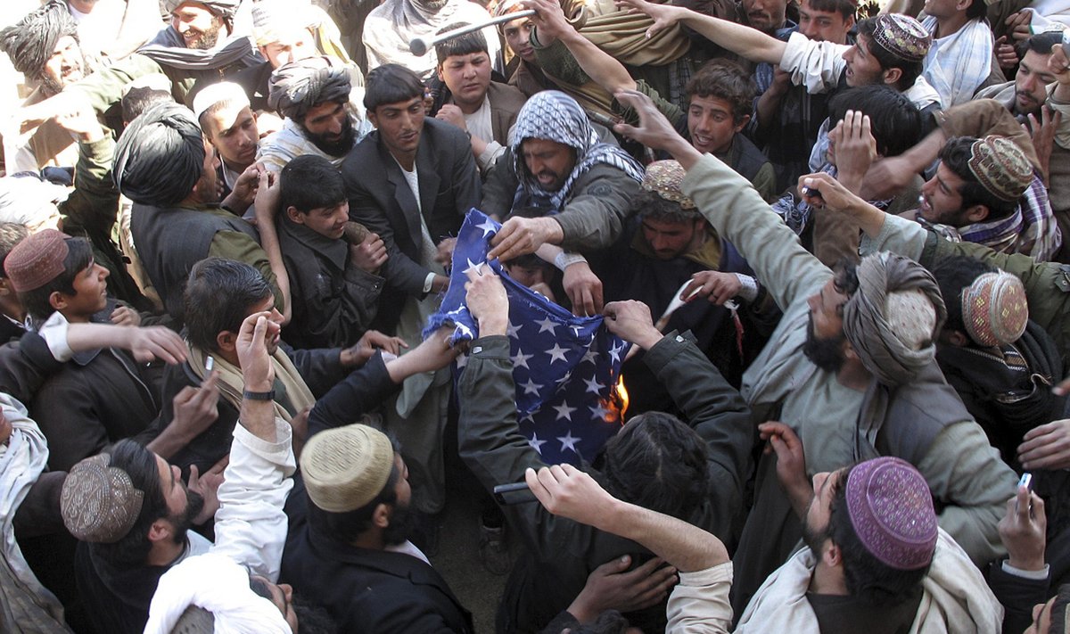 Afganistaniečių protestas prieš sudegintą Koraną