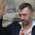 Член совета по культуре при Госдуме РФ Сергей Шнуров заступился в стихах за "алкашей и тунеядцев"