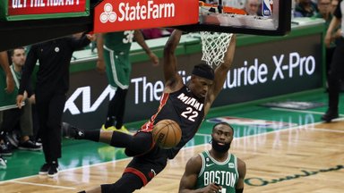 Istorijos sukurti nepavyko: dominavęs „Heat“ duetas nuvedė komandą į NBA finalą